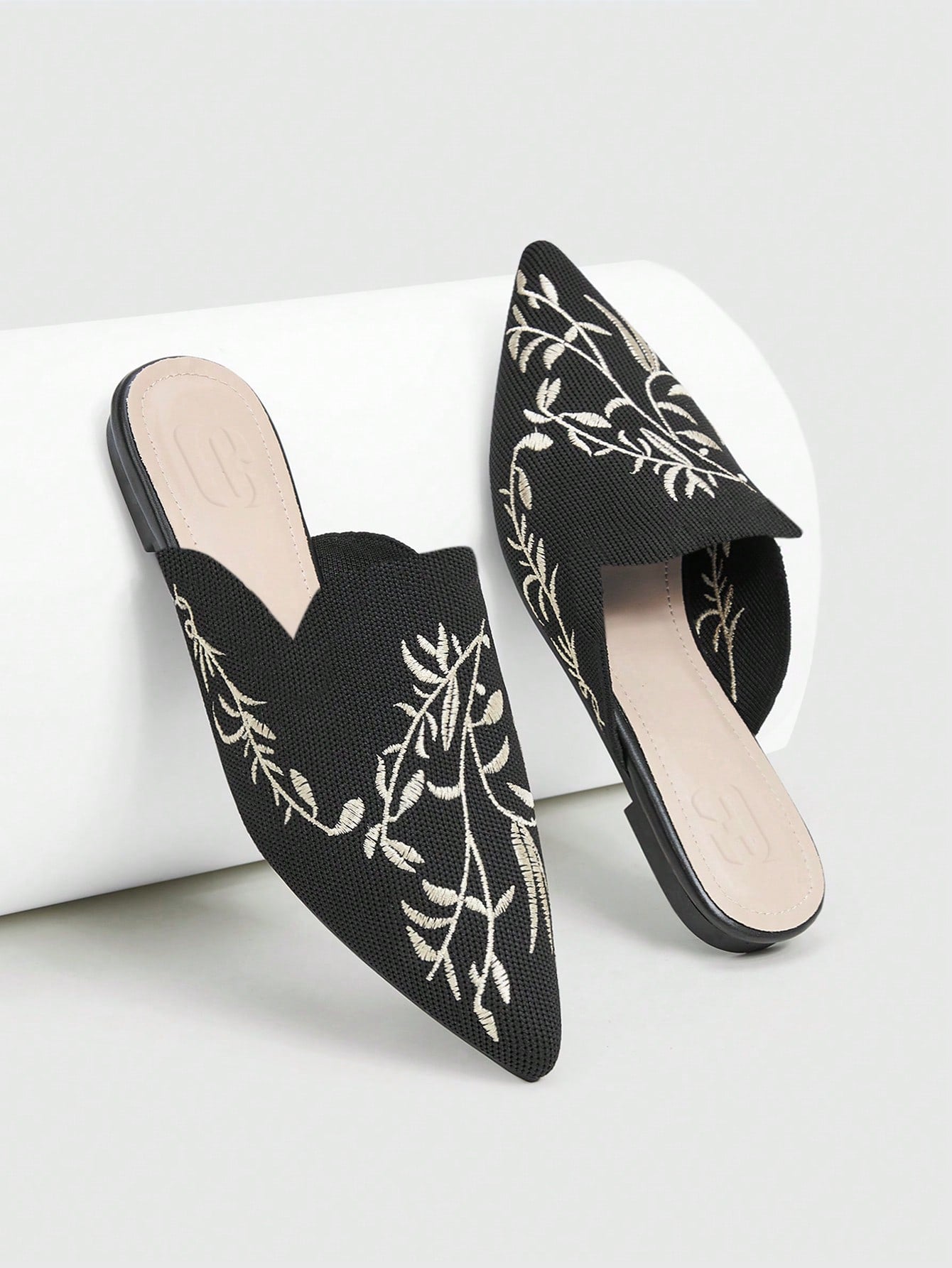 Women Shoes Pointed Toe Stylish Comfortable Basic Black Leaf Embroidery Flat Mules